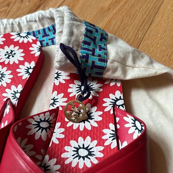 Tory Burch Melody Criss Cross Leather Sandals Sz 9 - Picture 15 of 15